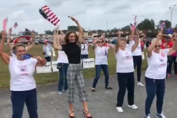Lara Trump Dances with the Pamlico Girls For Trump